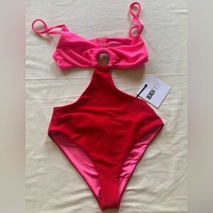 BEACHRIOT Wm’s Kirstin One Piece  in Pink and Red Swimsuit.